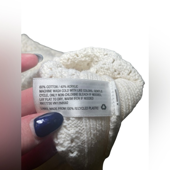 A New Day Cotton Blend Knit White Tank Size Large 
Cotton Blend - Picture 4 of 4